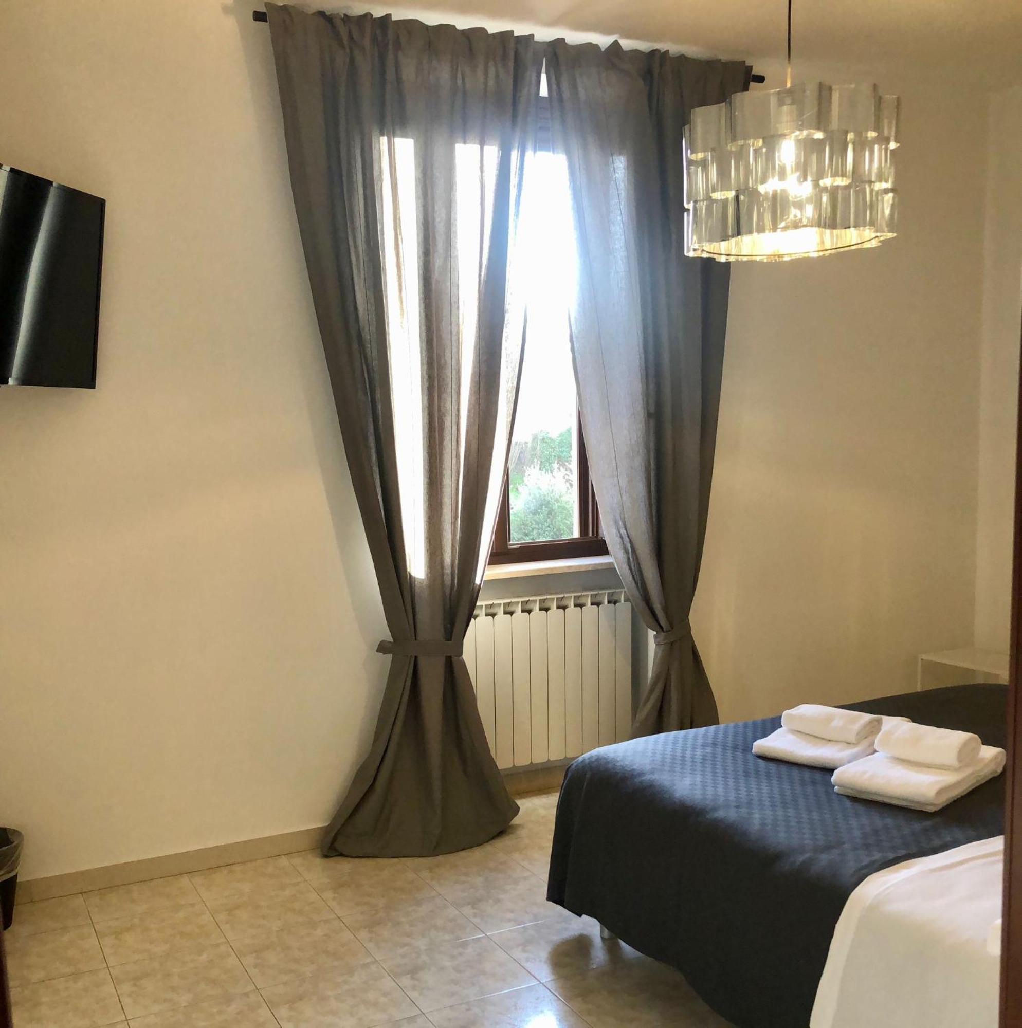 Santa Filomena Guest House Terni Ngoại thất bức ảnh